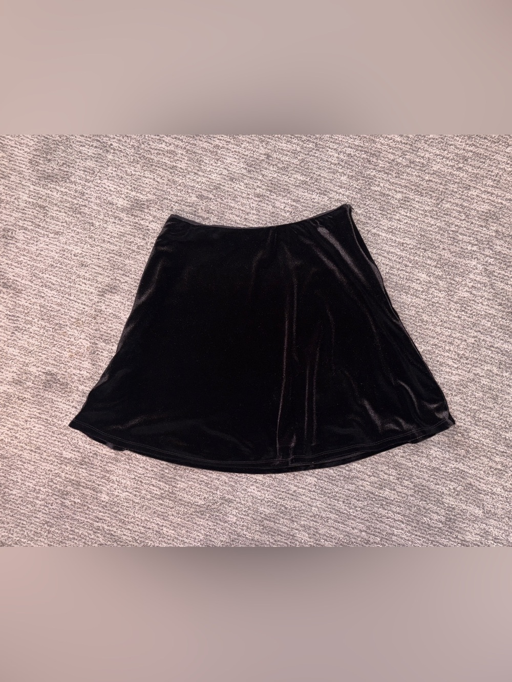 CeCe Black Velvet A-Line Skater Mini Skirt Size 4 NWOT